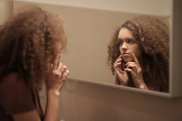 acne hormonal como tratar